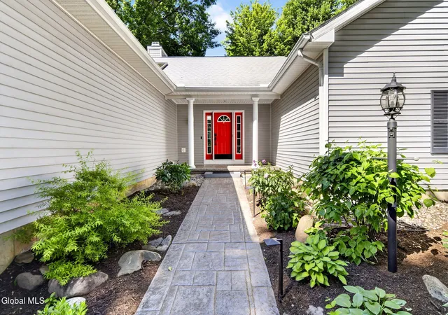2nd image of 34 W Skyview Dr, Cohoes, NY 12047 | MLS# 202619566