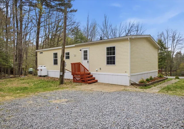 Homes for sale in Greenfield, NY | 33 Barney Rd, Greenfield, NY 12833 | MLS# 202616824