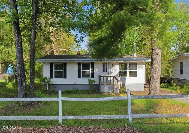 Homes for sale in Milton, NY | 332 Stone Church Rd, Milton, NY 12020 | MLS# 202617752