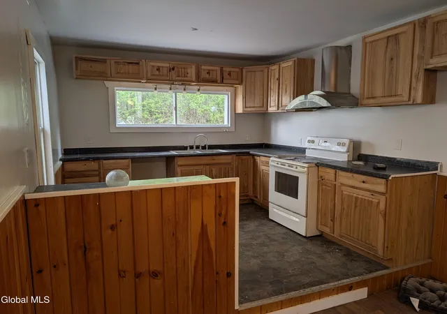 Homes for sale in Fort Plain, NY | 18 Cross St, Fort Plain, NY 13339 | MLS# 202616772