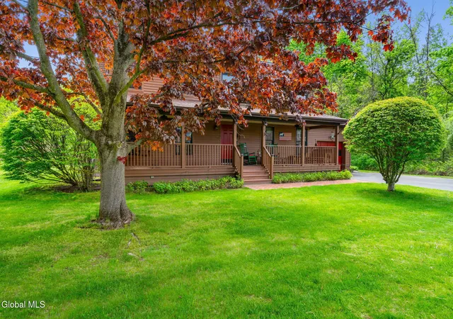40th image of 22 Island View Rd, Cohoes, NY 12047 | MLS# 202617286