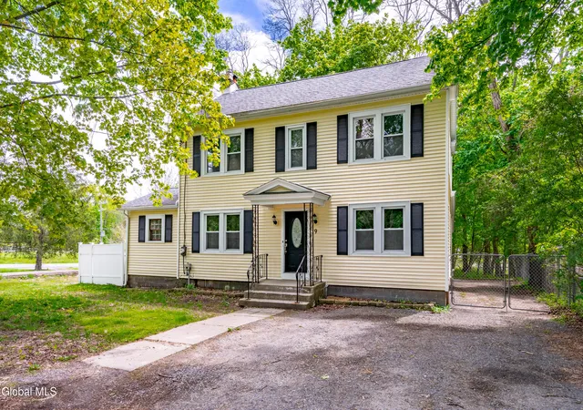 Photo 1 of Single family home for sale at 9 Schermerhorn Rd, Schenectady, NY 12306 | MLS# 202616995 | Listing updated on 2026-09-18