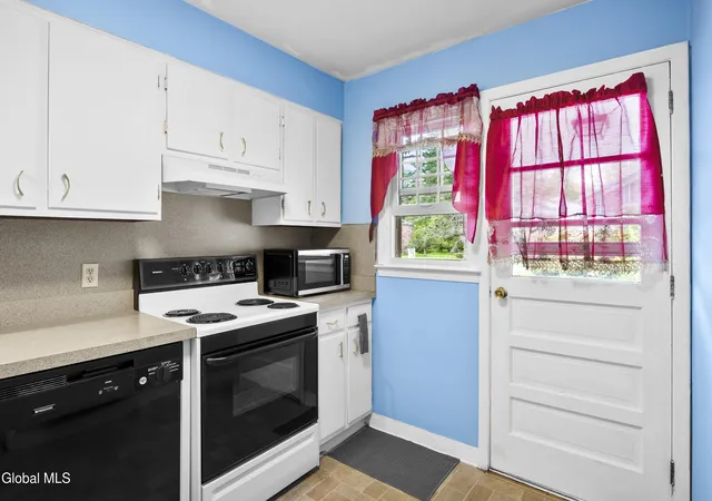 4th image of 568 Delaware Ave #Unit 1, Bethlehem, NY 12054 | MLS# 202617192