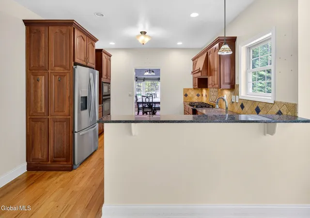 4th image of 56 Jean Pl, Schenectady, NY 12303 | MLS# 202617180