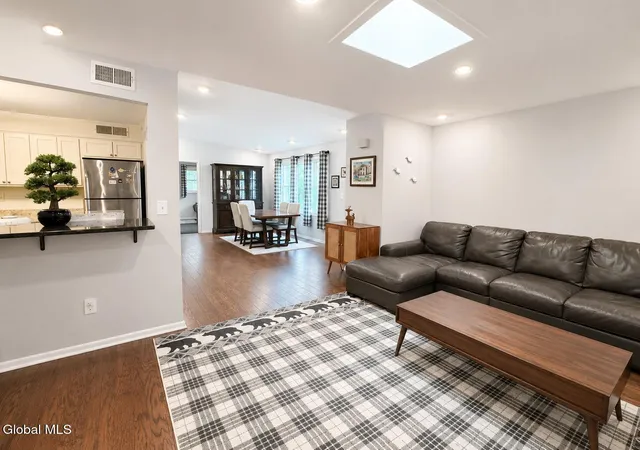 5th image of 8B Lacosta Dr, Clifton Park, NY 12065 | MLS# 202617011