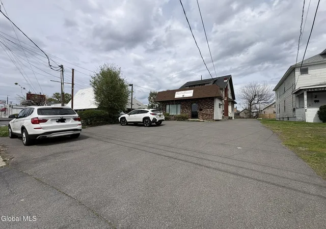 2nd image of 1131 Central Ave, Albany, NY 12205 | MLS# 202617012