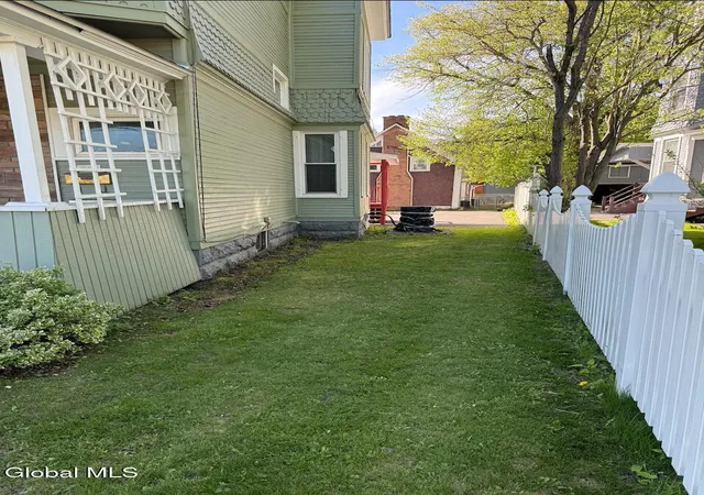 5th image of 160 Market St, Amsterdam, NY 12010 | MLS# 202617942