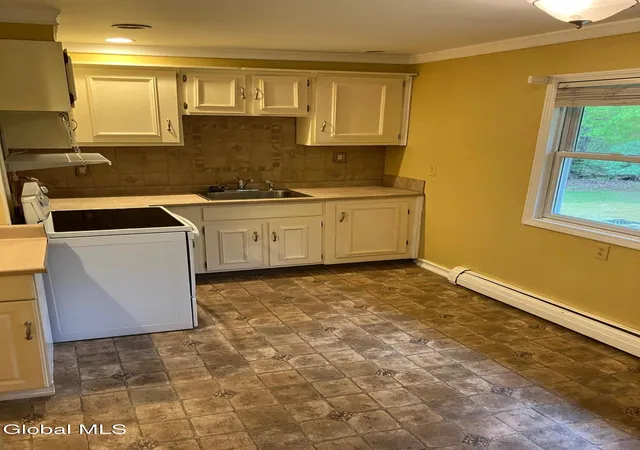 Homes for sale in Saratoga Springs, NY | 14 Canty Rd, Saratoga Springs, NY 12866 | MLS# 202617353