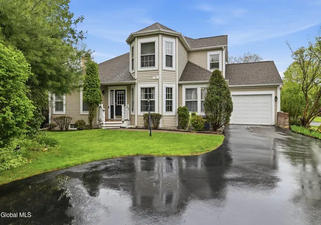 Homes for sale in Niskayuna, NY | 173 Killarney Dr, Niskayuna, NY 12309 | MLS# 202617205