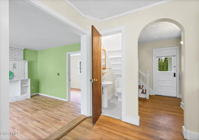 Photo 3 of Single family home for sale at 633 Fillmore Ave, Schenectady, NY 12304 | MLS# 202617159 | Listing updated on 2026-09-01