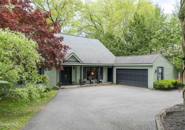1st image of 10 Longwood Dr, Saratoga Springs, NY 12866 | MLS# 202618611