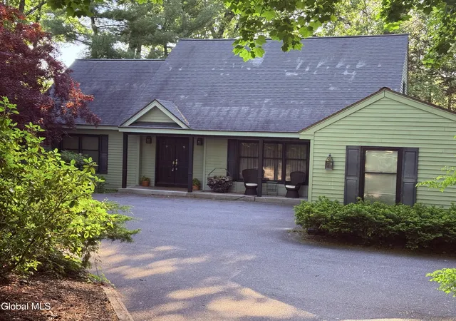 2nd image of 10 Longwood Dr, Saratoga Springs, NY 12866 | MLS# 202618611