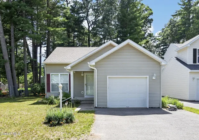 Homes for sale in Ballston Spa, NY | 24 Skylark Dr, Ballston Spa, NY 12020 | MLS# 202621136