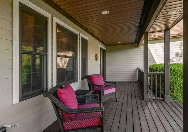 Homes for sale in Schodack, NY | 737 Muitzeskill Rd, Schodack, NY 12156 | MLS# 202617302