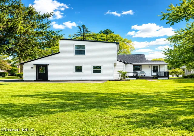 Homes for sale in Niskayuna, NY | 905 Balltown Rd, Niskayuna, NY 12309 | MLS# 202617276