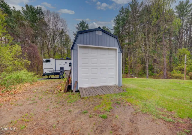 4th image of 117 Blanchard Rd, Gloversville, NY 12078 | MLS# 202617412