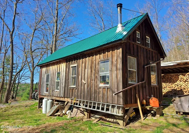 5th image of 277 Breese Hollow Rd, Hoosick Falls, NY 12090 | MLS# 202617305