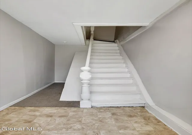 3rd image of 250 Yates St, Albany, NY 12208 | MLS# 202617396
