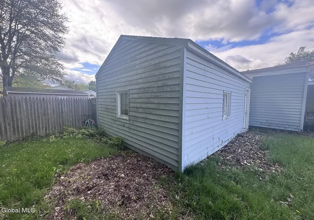 4th image of 9 Mary Hadge Dr, Colonie, NY 12309 | MLS# 202617395