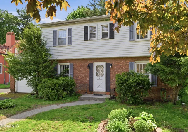 3rd image of 5 Rosemont St, Albany, NY 12203 | MLS# 202617460