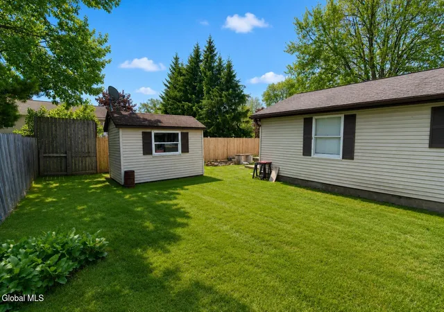 4th image of 15 Maryland Ave, Albany, NY 12205 | MLS# 202617780