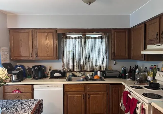 Homes for sale in Ballston Spa, NY | 5 Limerick Ln, Ballston Spa, NY 12020 | MLS# 202617612