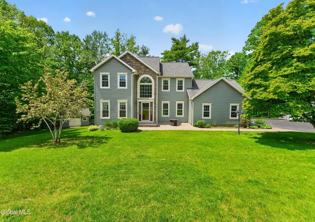 Homes for sale in East Greenbush, NY | 11 Pineview Ln, East Greenbush, NY 12061 | MLS# 202617616