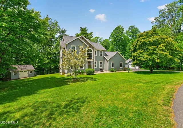 Homes for sale in East Greenbush, NY | 11 Pineview Ln, East Greenbush, NY 12061 | MLS# 202617616