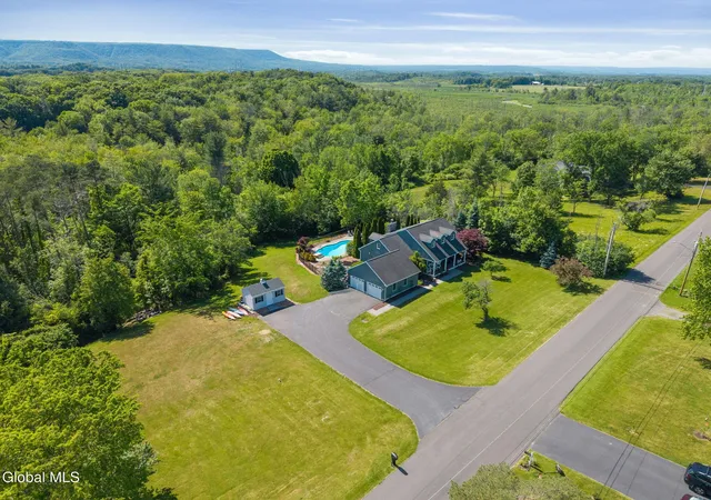 51st image of 22 Kling Ter, Voorheesville, NY 12186 | MLS# 202619493