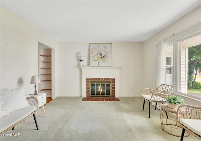 Homes for sale in Niskayuna, NY | 2027 Fairlawn Pkwy, Niskayuna, NY 12309 | MLS# 202620923