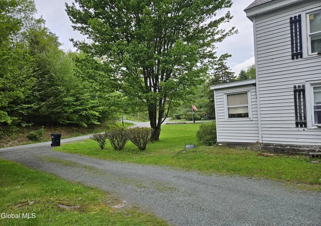 Homes for sale in Poestenkill, NY | 773 Plank Rd, Poestenkill, NY 12018 | MLS# 202617789