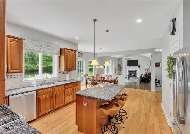 4th image of 11 Brookhaven Ln, East Greenbush, NY 12061 | MLS# 202618016