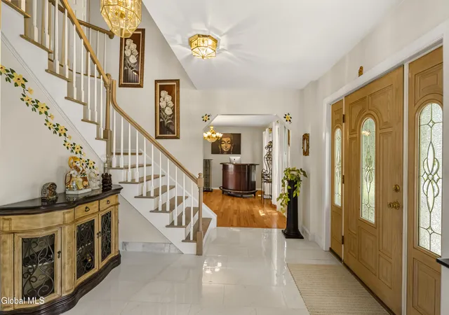 3rd image of 7 Ledgewood Dr, Troy, NY 12180 | MLS# 202617975