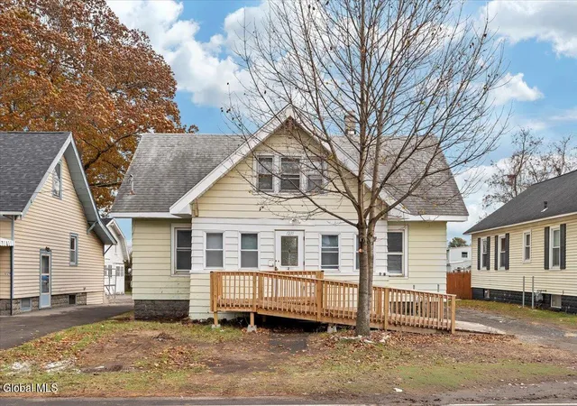 5th image of 1231 N Westcott Rd, Rotterdam, NY 12306 | MLS# 202617907