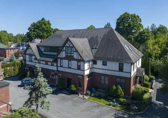 Homes for sale in Saratoga Springs, NY | 37 Clark St #APT 4, Saratoga Springs, NY 12866 | MLS# 202619066