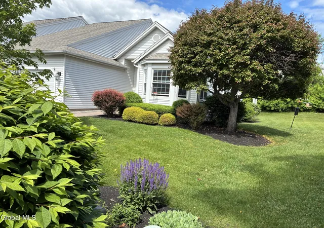 Homes for sale in Troy, NY | 9 Hyland Cir, Troy, NY 12182 | MLS# 202621150