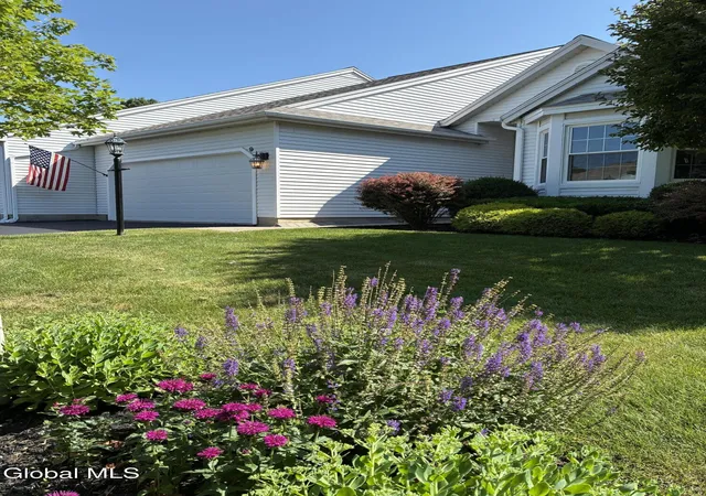 Homes for sale in Troy, NY | 9 Hyland Cir, Troy, NY 12182 | MLS# 202621150