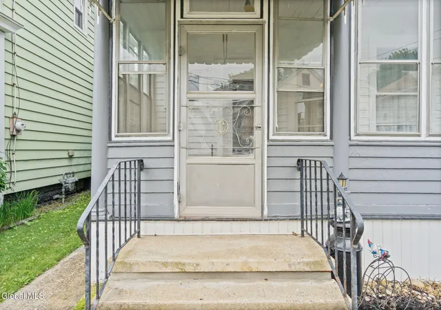 3rd image of 215 6Th Ave, Watervliet, NY 12189 | MLS# 202620383