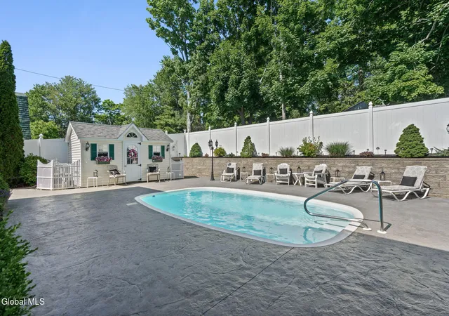 4th image of 52 Troy Ave, Wynantskill, NY 12198 | MLS# 202619361