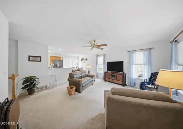 3rd image of 37 Oliver St, Albany, NY 12205 | MLS# 202619100