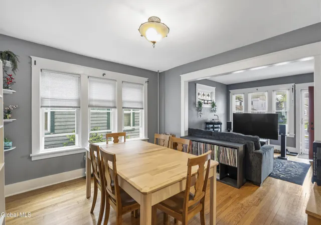 5th image of 106 Lark St, Schenectady, NY 12302 | MLS# 202617959