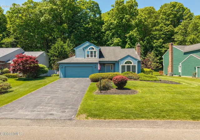 1st image of 26 Upper Wedgewood Ln, Voorheesville, NY 12186 | MLS# 202619939