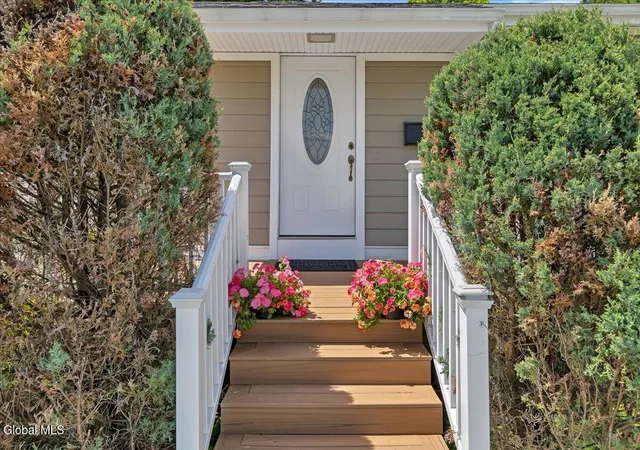 2nd image of 15 Youngs Pl, Latham, NY 12110 | MLS# 202618504