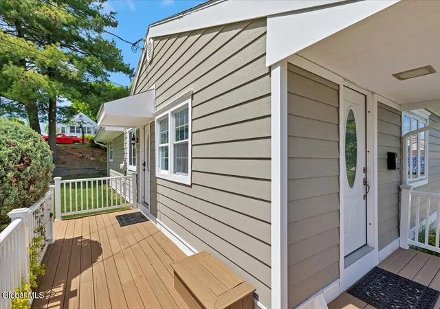 5th image of 15 Youngs Pl, Latham, NY 12110 | MLS# 202618504