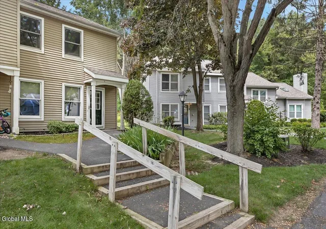 3rd image of 6 Wilton Ct, Halfmoon, NY 12065 | MLS# 202620846