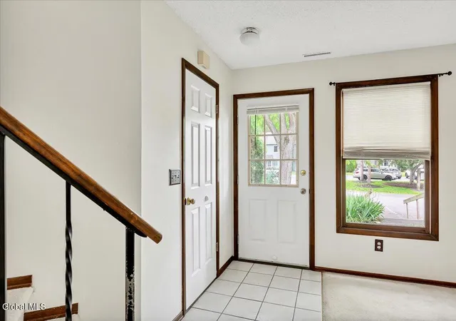 4th image of 6 Wilton Ct, Halfmoon, NY 12065 | MLS# 202620846