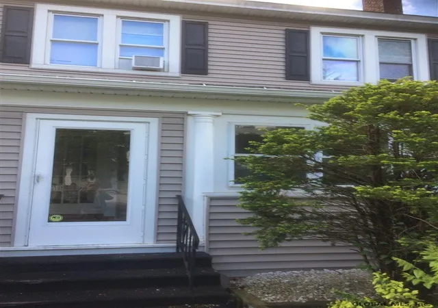 Photo 1 of Single family home for sale at 17 Winthrop Ave, Albany, NY 12203 | MLS# 202618114 | Listing updated on 2026-08-03