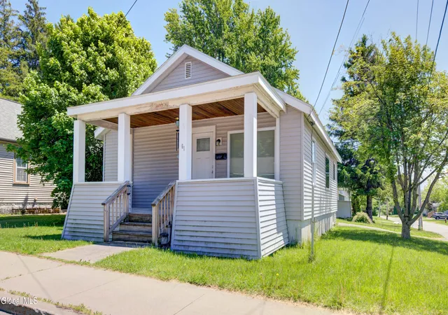 3rd image of 261 Church St, Amsterdam, NY 12010 | MLS# 202618075