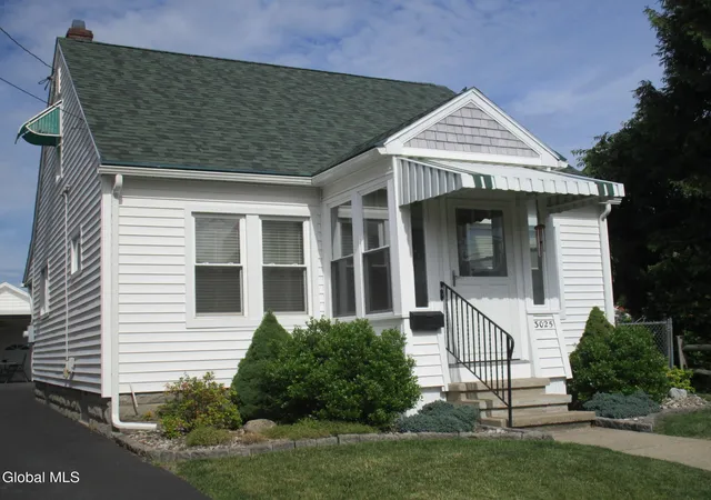 3rd image of 3025 Cox Ave, Rotterdam, NY 12306 | MLS# 202620822