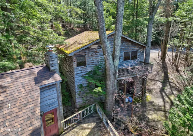 Homes for sale in Gloversville, NY | 279 Proper Rd, Gloversville, NY 12078 | MLS# 202618111